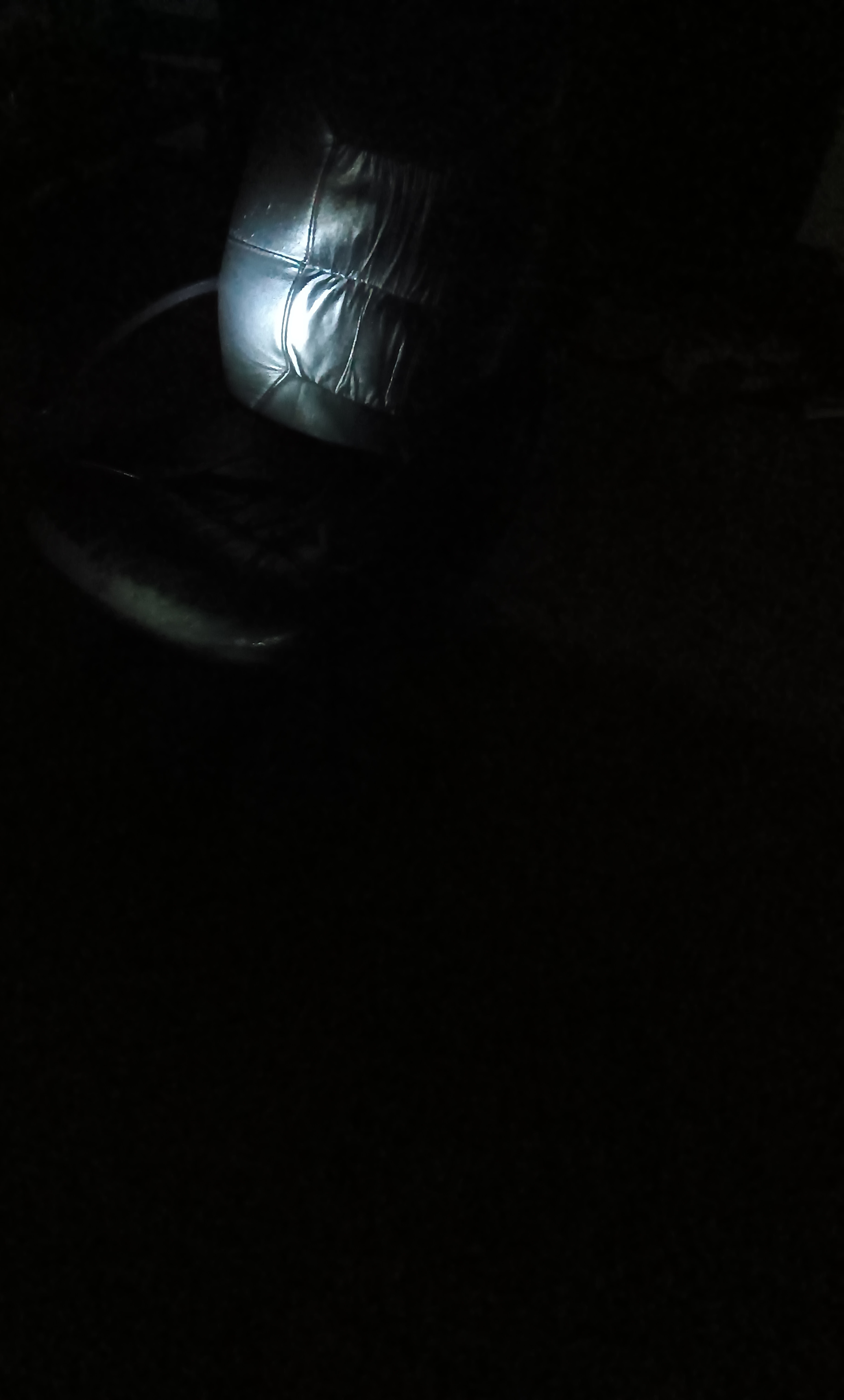 when-feeling-hopeless-empty-chair-in-dark-room when-feeling-hopeless-empty-chair-in-dark-room